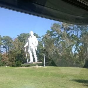 Meet your Posher, Russell